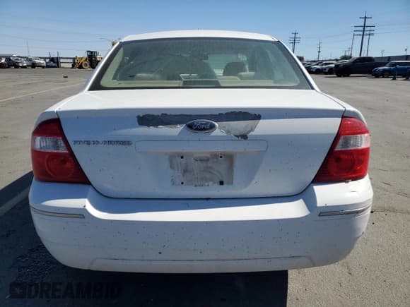 ✅ 2005 Ford Five Hundred SE • VIN: 1FAFP23145G188676 • Lot: 80740875. Wystawiony na Copart z przebiegiem 218 881 mil. Bezpłatny archiwum sprzedaży aukcyjnych z USA i szczegółowy raport historii pojazdu na DreamBid. Zdjęcie 6.