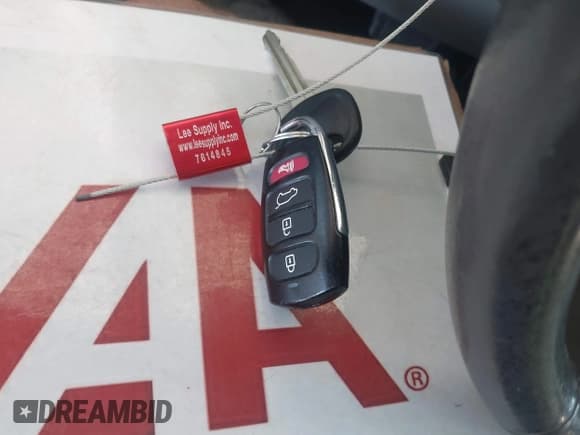 ✅ 2011 Hyundai Veracruz Limited • VIN: KM8NU4CC1BU140556 • Lot: 43730789. Wystawiony na IAAI z przebiegiem 141 676 mil. Bezpłatny archiwum sprzedaży aukcyjnych z USA i szczegółowy raport historii pojazdu na DreamBid. Zdjęcie 11.