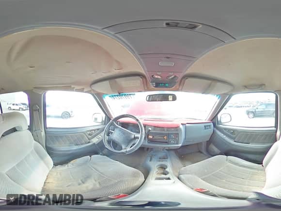 1996 Chevrolet Blazer z VIN 1GNDT13W7T2138892, wystawiony jako Copart lot #79970274 z przebiegiem 192 084 mil mil oraz Szkoda całkowita • Salvage title. Historia ofert i sprzedaży dostępna na DreamBid. Obrazek 14.