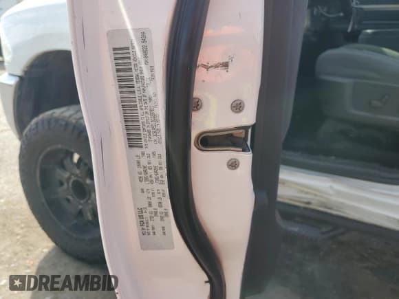 ✅ 2016 Ram 2500 Big Horn • VIN: 3C6UR5DL9GG297811 • Lot: 45922825. Listed on Copart with 98,472 mi. Free auction sales archive from the USA and detailed vehicle history report at DreamBid. Image 14.