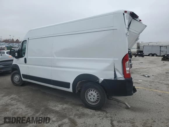 ✅ 2024 Ram ProMaster Cargo Tradesman • VIN: 3C6LRVDGXRE132153 • Lot: 93272355. Wystawiony na Copart z przebiegiem 26 778 mil. Bezpłatny archiwum sprzedaży aukcyjnych z USA i szczegółowy raport historii pojazdu na DreamBid. Zdjęcie 2.