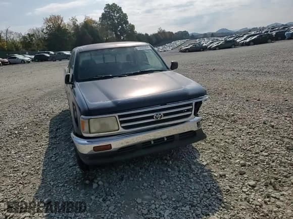✅ 1996 Toyota T100 DX • VIN: JT4TN12D8T0019291 • Лот: 78065354. Опубликован ранее на Copart с пробегом 185 004 миль. Бесплатный доступ к архиву аукционных продаж из США и подробный отчёт об истории автомобиля на DreamBid. Изображение 10.
