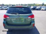 ✅ 2012 Subaru Outback Prem • VIN: 4S4BRBGC1C3263820 • Lot: 42096600. Wystawiony na IAAI z przebiegiem 125 933 mil. Bezpłatny archiwum sprzedaży aukcyjnych z USA i szczegółowy raport historii pojazdu na DreamBid. Zdjęcie 16.