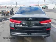✅ 2020 Kia Optima LX • VIN: 5XXGT4L35LG420908 • Lot: 43342251. Wystawiony na IAAI z przebiegiem 36 897 mil. Bezpłatny archiwum sprzedaży aukcyjnych z USA i szczegółowy raport historii pojazdu na DreamBid. Zdjęcie 15.