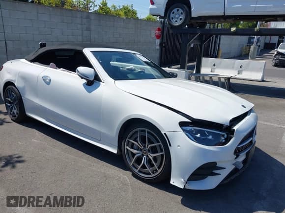 ✅ 2021 Mercedes-Benz E 450 • VIN: W1K1K5JB3MF151872 • Lot: 42486743. Listed on IAAI with 65,139 mi. Free auction sales archive from the USA and detailed vehicle history report at DreamBid. Image 1.