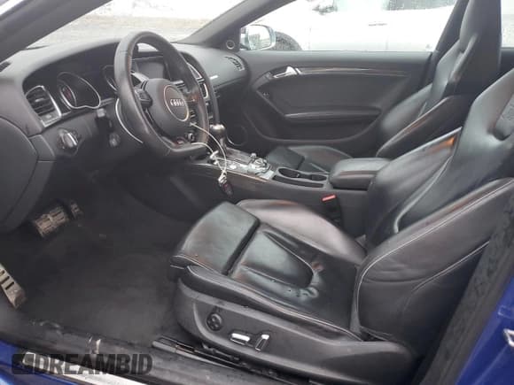 ✅ 2015 Audi RS 5 • VIN: WUAC6BFR7FA901563 • Лот: 86359644. Опубликован ранее на Copart с пробегом 160 122 миль. Бесплатный доступ к архиву аукционных продаж из США и подробный отчёт об истории автомобиля на DreamBid. Изображение 7.