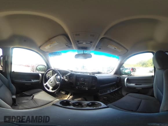 ✅ 2009 Chevrolet Silverado 1500 LT • VIN: 3GCEC23019G166198 • Lot: 43270479. Listed on IAAI with 168,457 mi. Free auction sales archive from the USA and detailed vehicle history report at DreamBid. Image 18.