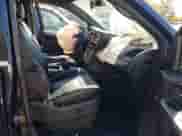 2019 Dodge Grand Caravan GT z VIN 2C4RDGEG6KR744785, wystawiony jako IAAI lot #43467171 z przebiegiem 96 644 mil mil oraz . Historia ofert i sprzedaży dostępna na DreamBid. Obrazek 5.