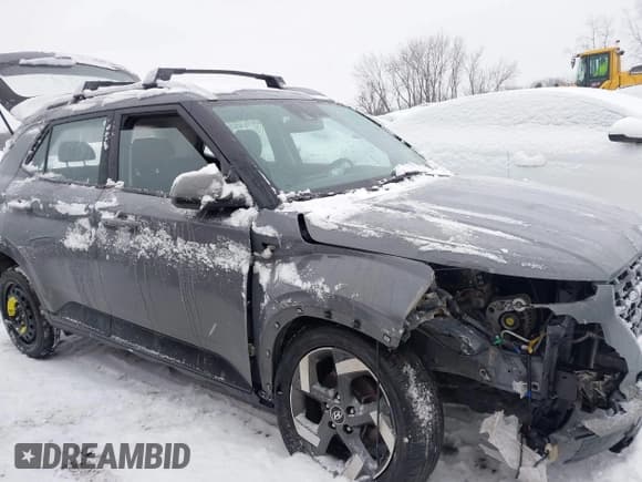 ✅ 2021 Hyundai Venue SEL • VIN: KMHRC8A36MU099164 • Lot: 41335342. Listed on IAAI with 27,484 mi. Free auction sales archive from the USA and detailed vehicle history report at DreamBid. Image 13.