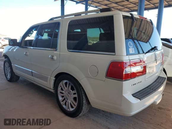 ✅ 2007 Lincoln Navigator • VIN: 5LMFU27517LJ15817 • Lot: 86484375. Wystawiony na Copart z przebiegiem 110 844 mil. Bezpłatny archiwum sprzedaży aukcyjnych z USA i szczegółowy raport historii pojazdu na DreamBid. Zdjęcie 2.