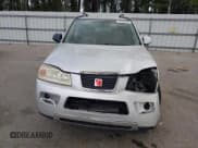 ✅ 2007 Saturn VUE V6 • VIN: 5GZCZ53407S866180 • Lot: 51669885. Wystawiony na Copart z przebiegiem 325 320 mil. Bezpłatny archiwum sprzedaży aukcyjnych z USA i szczegółowy raport historii pojazdu na DreamBid. Zdjęcie 5.