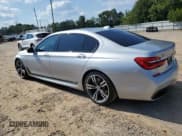 ✅ 2018 BMW 7 Series 750i • VIN: WBA7F0C5XJGM23968 • Лот: 71518115. Опубликован ранее на Copart с пробегом 64 569 миль. Бесплатный доступ к архиву аукционных продаж из США и подробный отчёт об истории автомобиля на DreamBid. Изображение 2.