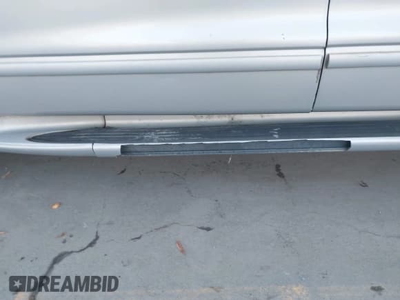 ✅ 1998 Dodge Durango • VIN: 1B4HS28Y3WF139092 • Lot: 43864323. Listed on IAAI with 215,864 mi. Free auction sales archive from the USA and detailed vehicle history report at DreamBid. Image 12.