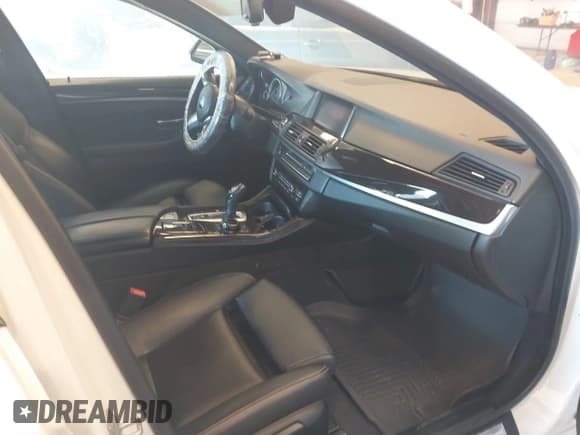 ✅ 2014 BMW 5 Series 550i xDrive • VIN: WBAKP9C57EDZ35030 • Lot: 41622590. Listed on IAAI with 100,512 mi. Free auction sales archive from the USA and detailed vehicle history report at DreamBid. Image 5.