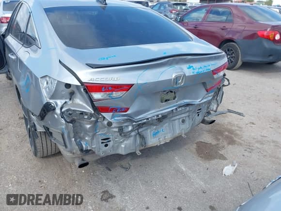 ✅ 2021 Honda Accord Sport SE • VIN: 1HGCV1F4XMA121182 • Лот: 43651090. Опубликован ранее на IAAI с пробегом 79 913 миль. Бесплатный доступ к архиву аукционных продаж из США и подробный отчёт об истории автомобиля на DreamBid. Изображение 6.