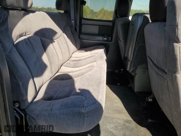 ✅ 1999 Chevrolet Silverado 1500 LS • VIN: 2GCEC19V8X1129832 • Лот: 82515275. Опубликован ранее на Copart с пробегом 186 064 миль. Бесплатный доступ к архиву аукционных продаж из США и подробный отчёт об истории автомобиля на DreamBid. Изображение 10.