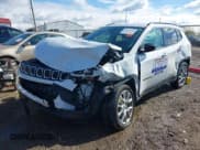 ✅ 2022 Jeep Compass Latitude Lux • VIN: 3C4NJDFB6NT152460 • Lot: 43579744. Wystawiony na IAAI z przebiegiem 65 791 mil. Bezpłatny archiwum sprzedaży aukcyjnych z USA i szczegółowy raport historii pojazdu na DreamBid. Zdjęcie 19.