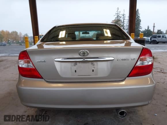 ✅ 2003 Toyota Camry XLE • VIN: 4T1BE30K13U740047 • Lot: 43628001. Listed on IAAI with 198,432 mi. Free auction sales archive from the USA and detailed vehicle history report at DreamBid. Image 16.