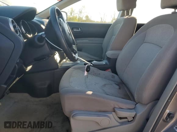 ✅ 2009 Nissan Rogue SL • VIN: JN8AS58V69W439391 • Lot: 85736095. Wystawiony na Copart z przebiegiem 109 057 mil. Bezpłatny archiwum sprzedaży aukcyjnych z USA i szczegółowy raport historii pojazdu na DreamBid. Zdjęcie 7.