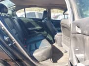 ✅ 2010 Honda Accord EX-L • VIN: 1HGCP2F86AA135899 • Lot: 43487714. Wystawiony na IAAI z przebiegiem 230 371 mil. Bezpłatny archiwum sprzedaży aukcyjnych z USA i szczegółowy raport historii pojazdu na DreamBid. Zdjęcie 8.