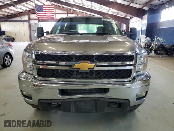 ✅ 2012 Chevrolet Silverado 2500HD LT • VIN: 1GC1KXCG4CF155409 • Лот: 65365905. Опубликован ранее на Copart с пробегом 171 201 миль. Бесплатный доступ к архиву аукционных продаж из США и подробный отчёт об истории автомобиля на DreamBid. Изображение 5.