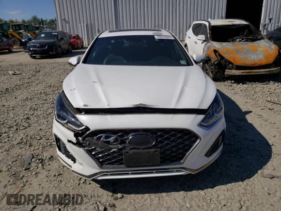 ✅ 2018 Hyundai Sonata Limited • VIN: 5NPE34AF5JH696091 • Lot: 44970923. Listed on Copart with 32,635 mi. Free auction sales archive from the USA and detailed vehicle history report at DreamBid. Image 5.