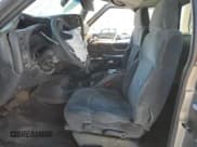 ✅ 2000 Chevrolet S-10 LS • VIN: 1GCCS19W6Y8249324 • Лот: 84201704. Опубликован ранее на Copart с пробегом Не указан. Бесплатный доступ к архиву аукционных продаж из США и подробный отчёт об истории автомобиля на DreamBid. Изображение 7.