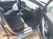 ✅ 2019 Hyundai Elantra • VIN: KMHH35LE4KU090095 • Lot: 42128034. Listed on IAAI with 160,489 mi. Free auction sales archive from the USA and detailed vehicle history report at DreamBid. Image 5.