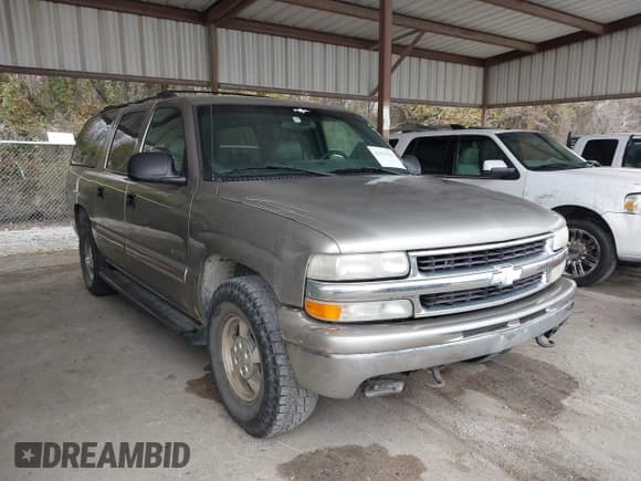 ✅ 2000 Chevrolet Suburban LS • VIN: 3GNFK16T8YG143773 • Лот: 41476329. Опубликован ранее на IAAI с пробегом 214 158 миль. Бесплатный доступ к архиву аукционных продаж из США и подробный отчёт об истории автомобиля на DreamBid. Изображение 1.
