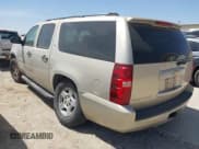 ✅ 2007 Chevrolet Suburban LT • VIN: 3GNFC16JX7G133370 • Lot: 41823107. Wystawiony na IAAI z przebiegiem 246 261 mil. Bezpłatny archiwum sprzedaży aukcyjnych z USA i szczegółowy raport historii pojazdu na DreamBid. Zdjęcie 3.