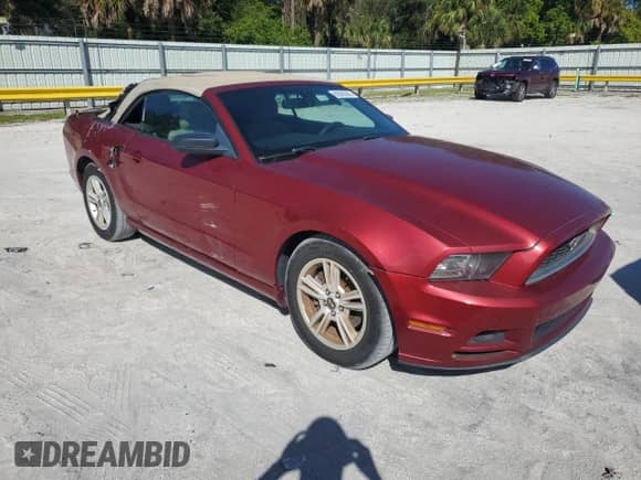 2014 Ford Mustang V6 с VIN 1ZVBP8EM4E5265610, выставлен на аукционе Copart как лот 82585395 с пробегом 90 019 миль миль и Чистый • Clean title. История ставок и продаж доступна на DreamBid. Изображение 4.