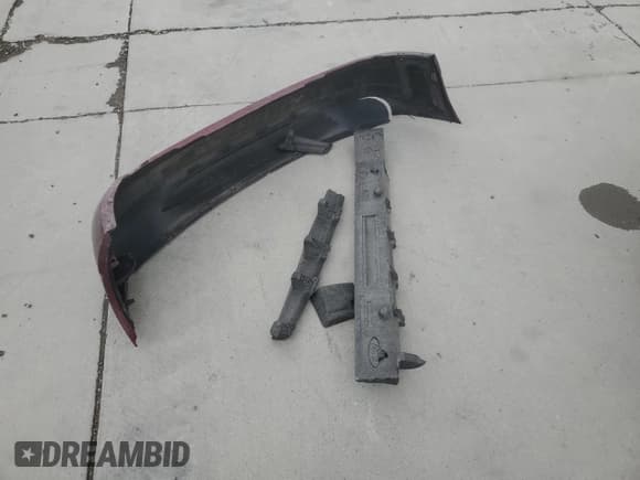 ✅ 2006 Ford Focus S • VIN: 1FAFP31N36W227356 • Lot: 56711205. Wystawiony na Copart z przebiegiem 231 275 mil. Bezpłatny archiwum sprzedaży aukcyjnych z USA i szczegółowy raport historii pojazdu na DreamBid. Zdjęcie 12.