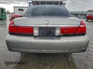 ✅ 1998 Mercury Grand Marquis GS • VIN: 2MEFM74W8WX653299 • Lot: 92753585. Wystawiony na Copart z przebiegiem 129 393 mil. Bezpłatny archiwum sprzedaży aukcyjnych z USA i szczegółowy raport historii pojazdu na DreamBid. Zdjęcie 6.
