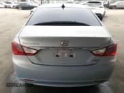 ✅ 2013 Hyundai Sonata Limited • VIN: 5NPEC4AC7DH572544 • Лот: 75352704. Опубликован ранее на Copart с пробегом 133 160 миль. Бесплатный доступ к архиву аукционных продаж из США и подробный отчёт об истории автомобиля на DreamBid. Изображение 6.