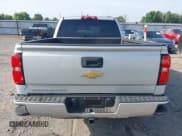 ✅ 2018 Chevrolet Silverado 1500 Custom • VIN: 1GCRCPEC4JZ110265 • Lot: 42534453. Wystawiony na IAAI z przebiegiem 210 589 mil. Bezpłatny archiwum sprzedaży aukcyjnych z USA i szczegółowy raport historii pojazdu na DreamBid. Zdjęcie 16.