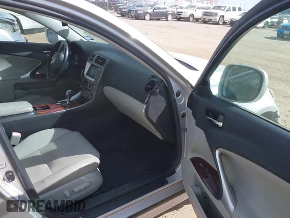 ✅ 2008 Lexus IS 250 • VIN: JTHBK262982072434 • Лот: 43575684. Опубликован ранее на IAAI с пробегом Не указан. Бесплатный доступ к архиву аукционных продаж из США и подробный отчёт об истории автомобиля на DreamBid. Изображение 5.