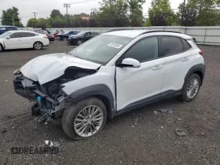 ✅ 2020 Hyundai Kona SEL • VIN: KM8K2CAA7LU528526 • Лот: 70478265. Опубликован ранее на Copart с пробегом 57 652 миль. Бесплатный доступ к архиву аукционных продаж из США и подробный отчёт об истории автомобиля на DreamBid. Изображение 1.