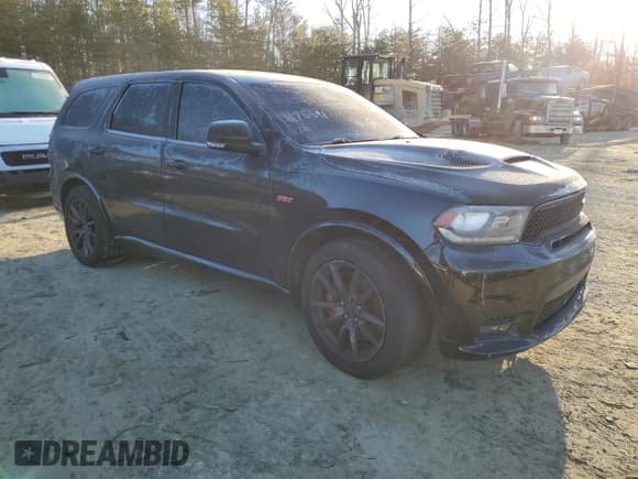 ✅ 2018 Dodge Durango SRT • VIN: 1C4SDJGJ0JC328102 • Lot: 41285484. Wystawiony na Copart z przebiegiem 70 613 mil. Bezpłatny archiwum sprzedaży aukcyjnych z USA i szczegółowy raport historii pojazdu na DreamBid. Zdjęcie 4.