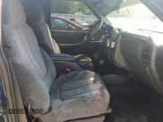 ✅ 2000 GMC Sonoma • VIN: 1GTDT14W4YK253142 • Lot: 62575775. Listed on Copart with 265,760 mi. Free auction sales archive from the USA and detailed vehicle history report at DreamBid. Image 7.