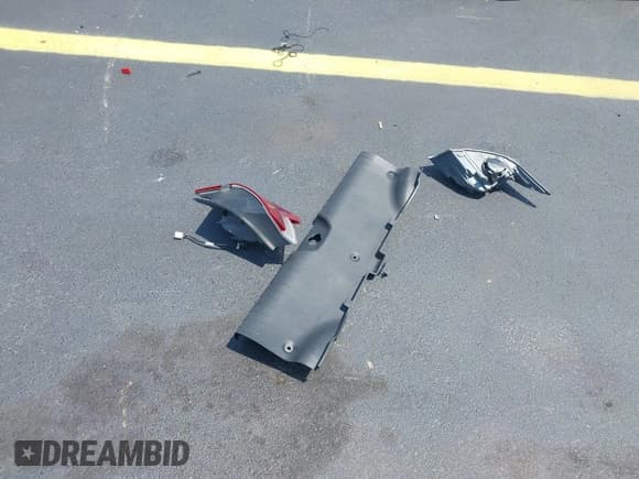 ✅ 2023 Hyundai Elantra SEL • VIN: 5NPLM4AG7PH103787 • Lot: 42334991. Listed on IAAI with 46,647 mi. Free auction sales archive from the USA and detailed vehicle history report at DreamBid. Image 12.