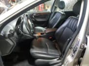 ✅ 2005 Mercedes-Benz C 320 • VIN: WDBRF84J65F557876 • Lot: 76041884. Wystawiony na Copart z przebiegiem 113 664 mil. Bezpłatny archiwum sprzedaży aukcyjnych z USA i szczegółowy raport historii pojazdu na DreamBid. Zdjęcie 7.