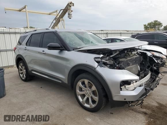 ✅ 2020 Ford Explorer Platinum • VIN: 1FM5K8HC9LGA15794 • Лот: 86695385. Опубликован ранее на Copart с пробегом 60 044 миль. Бесплатный доступ к архиву аукционных продаж из США и подробный отчёт об истории автомобиля на DreamBid. Изображение 4.