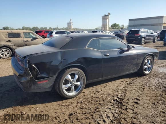 2017 Dodge Challenger SXT Plus z VIN 2C3CDZAG4HH637938, wystawiony jako Copart lot #81476425 z przebiegiem 82 382 mil mil oraz Szkoda całkowita • Salvage title. Historia ofert i sprzedaży dostępna na DreamBid. Obrazek 3.