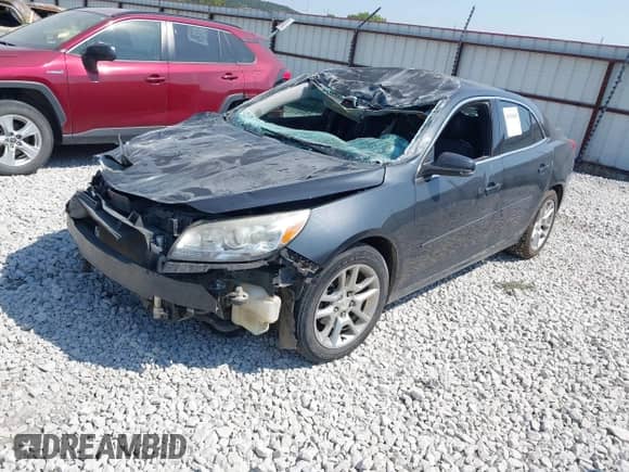 2016 Chevrolet Malibu LT z VIN 1G11C5SA7GU108559, wystawiony jako IAAI lot #43198486 z przebiegiem Nie podano mil oraz . Historia ofert i sprzedaży dostępna na DreamBid. Obrazek 16.