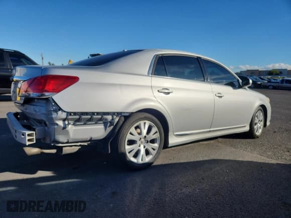 ✅ 2012 Toyota Avalon • VIN: 4T1BK3DB8CU453534 • Lot: 92745995. Wystawiony na Copart z przebiegiem 204 306 mil. Bezpłatny archiwum sprzedaży aukcyjnych z USA i szczegółowy raport historii pojazdu na DreamBid. Zdjęcie 3.