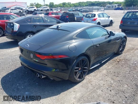 ✅ 2017 Jaguar F-Type R • VIN: SAJWJ6DL7HMK44068 • Лот: 42576911. Опубликован ранее на IAAI с пробегом 43 476 миль. Бесплатный доступ к архиву аукционных продаж из США и подробный отчёт об истории автомобиля на DreamBid. Изображение 4.