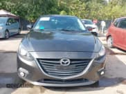 ✅ 2016 Mazda 3 i Touring • VIN: 3MZBM1M76GM243276 • Lot: 43196374. Wystawiony na IAAI z przebiegiem 171 638 mil. Bezpłatny archiwum sprzedaży aukcyjnych z USA i szczegółowy raport historii pojazdu na DreamBid. Zdjęcie 12.
