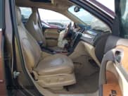 ✅ 2011 Buick Enclave CXL-1 • VIN: 5GAKVBED9BJ217269 • Лот: 43738603. Опубликован ранее на IAAI с пробегом 152 270 миль. Бесплатный доступ к архиву аукционных продаж из США и подробный отчёт об истории автомобиля на DreamBid. Изображение 5.