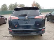 ✅ 2018 Toyota RAV4 LE • VIN: 2T3ZFREV2JW448414 • Lot: 43704506. Wystawiony na IAAI z przebiegiem 85 074 mil. Bezpłatny archiwum sprzedaży aukcyjnych z USA i szczegółowy raport historii pojazdu na DreamBid. Zdjęcie 16.