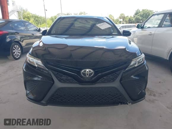 2019 Toyota Camry LE z VIN 4T1B11HKXKU217662, wystawiony jako IAAI lot #42639751 z przebiegiem 208 492 mil mil oraz . Historia ofert i sprzedaży dostępna na DreamBid. Obrazek 12.